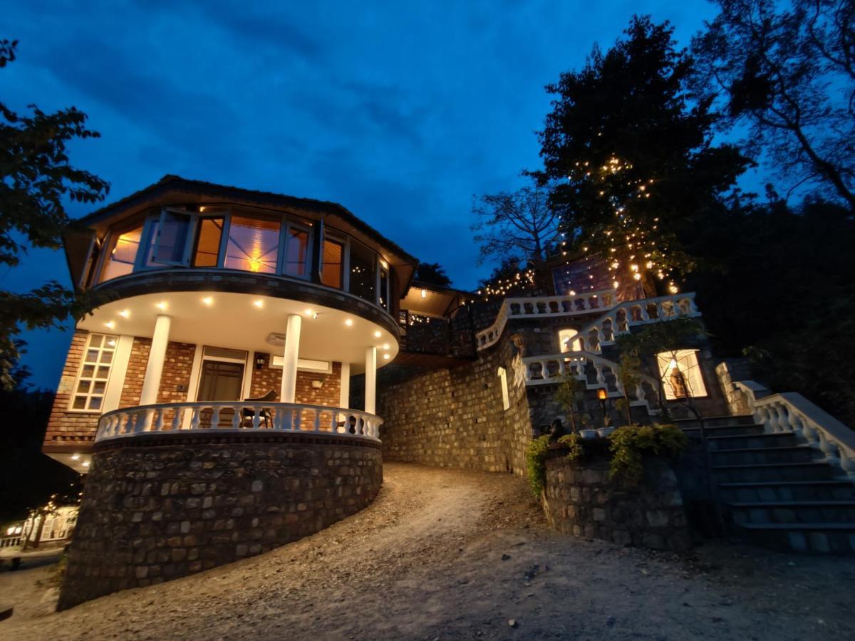 Chateau De Tatli - Hilltop - Дехрадун Екстериор снимка
