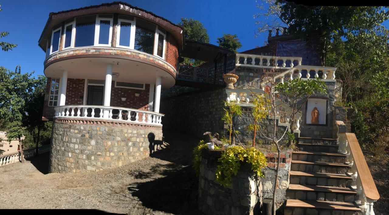 Chateau De Tatli - Hilltop - Дехрадун Екстериор снимка
