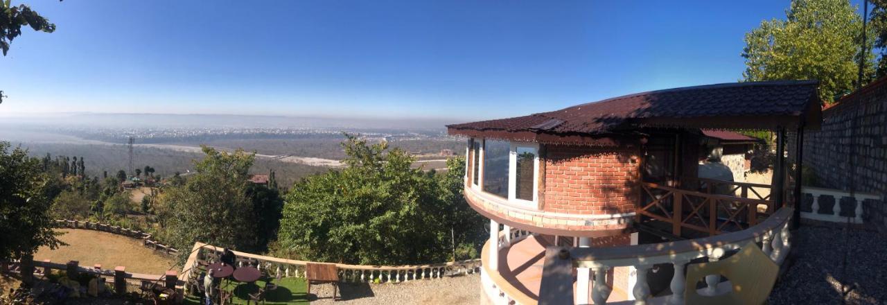 Chateau De Tatli - Hilltop - Дехрадун Екстериор снимка