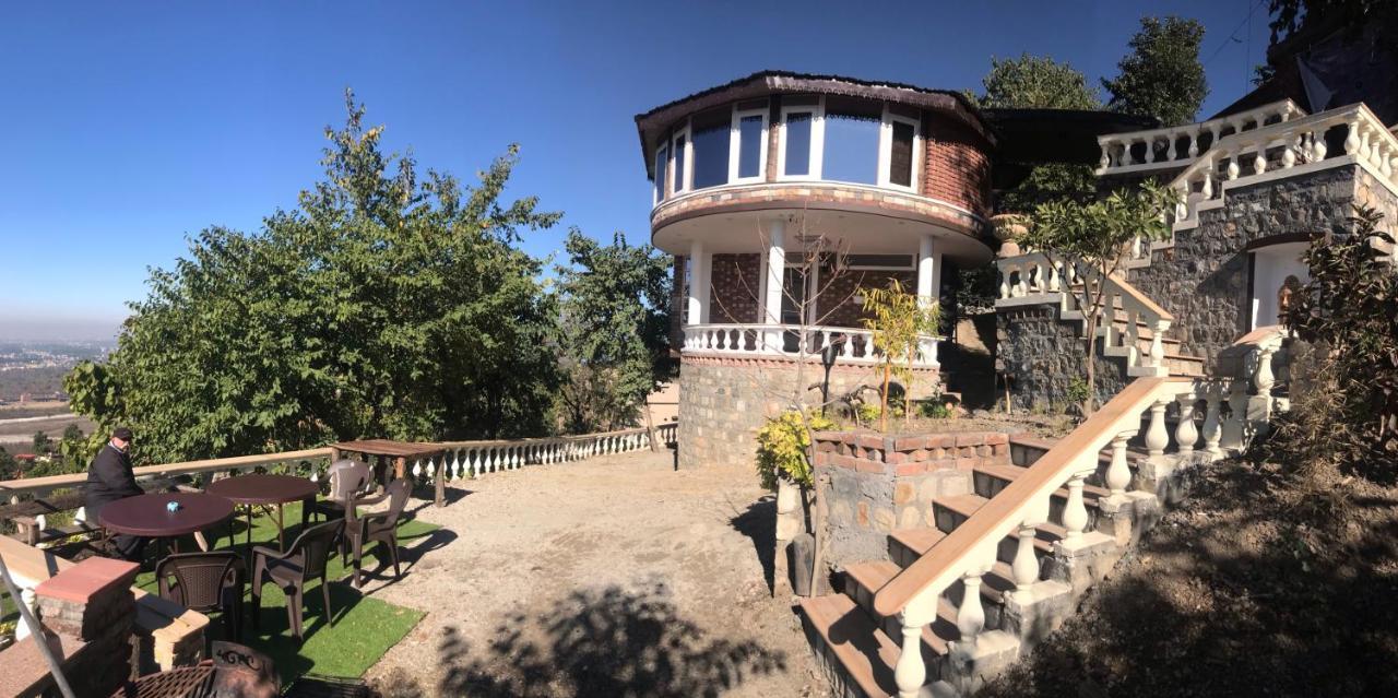 Chateau De Tatli - Hilltop - Дехрадун Екстериор снимка